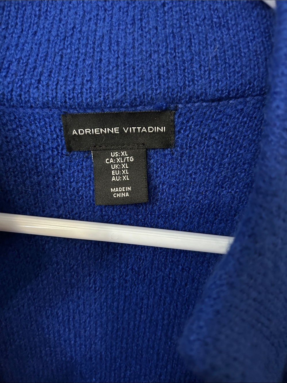 Adrienne Vittadini Blue Textured Knit Sweater